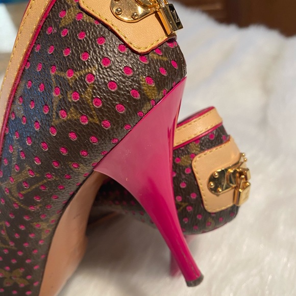 Louis Vuitton heels size 8 - Picture 2 of 7